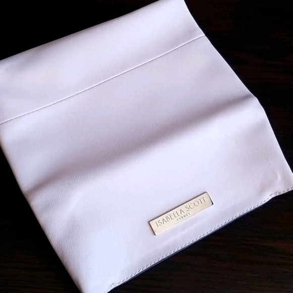 Isabella Scott Sydney Snap Close Vinyl Clutch Bag - Picture 4 of 9